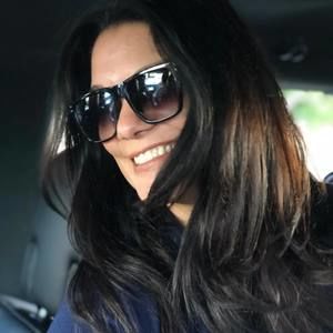 Meet your Posher, Adriana